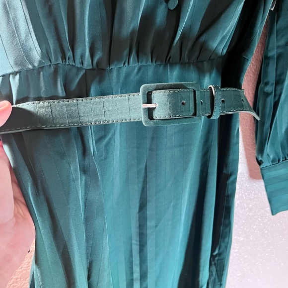 ✨Modcloth✨ NWT Classy Announcement A-Line Dress Size 2 XS-Small Emerald Green - Picture 9 of 17